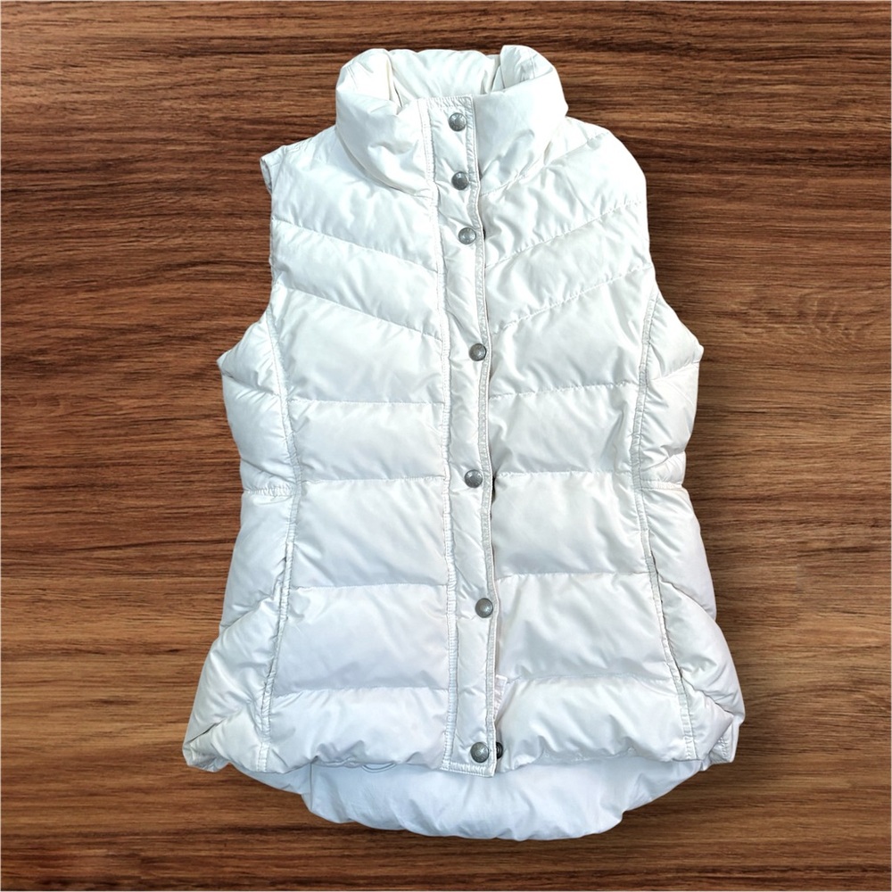 J.Crew White Puffer Vest w/ Cinchable Waist. size Smalll